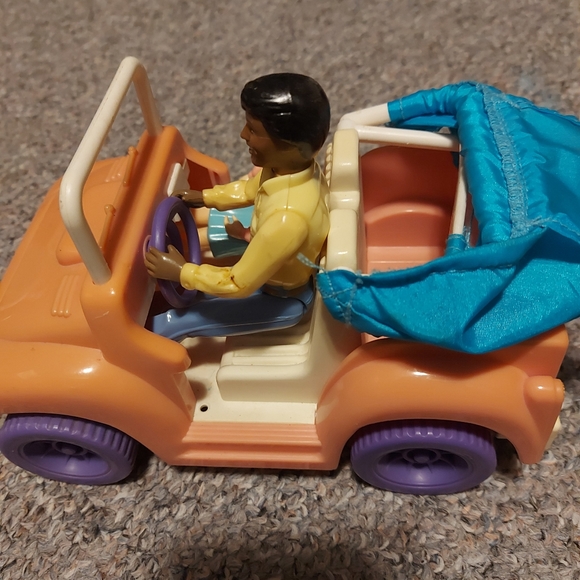 Vintage dollhouse jeep - Picture 4 of 5